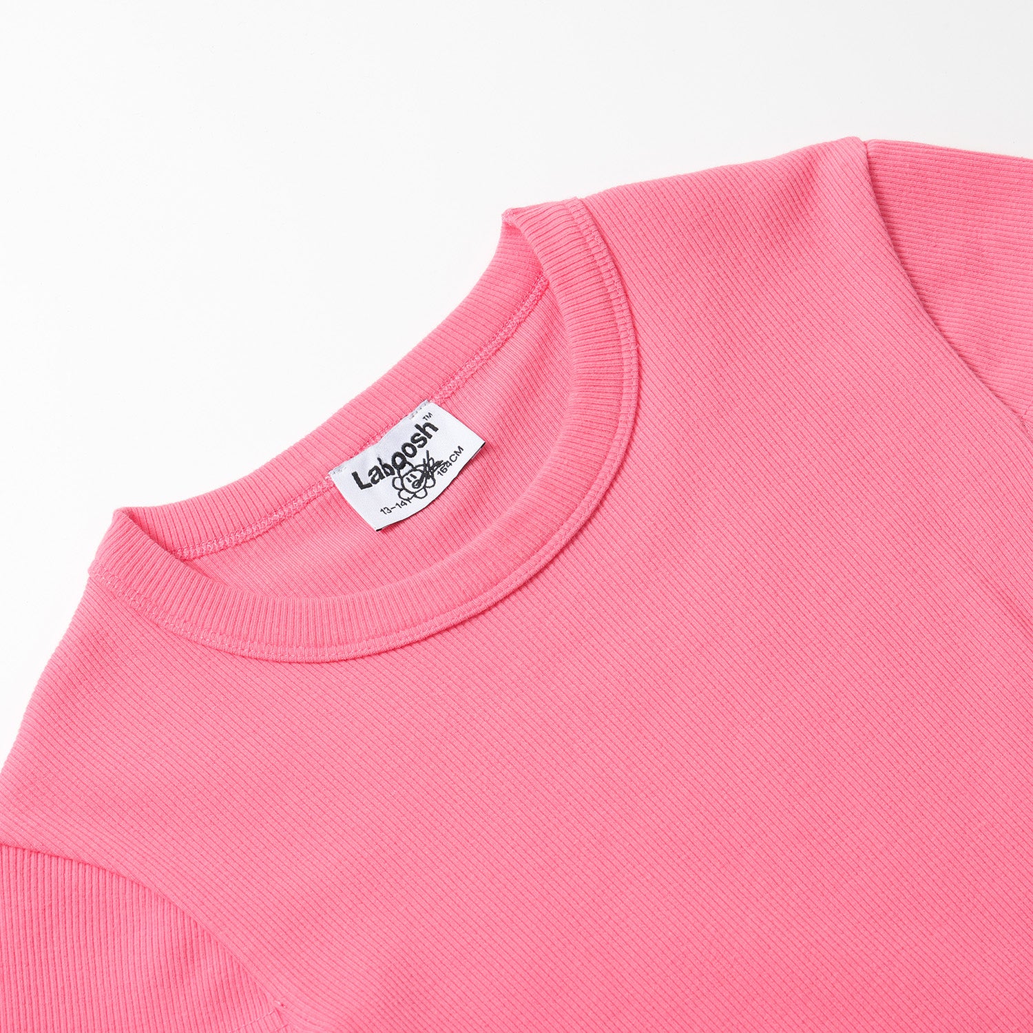 فستان مكشكش بأكمام قصيرة ومضلع من القطن الأساسي