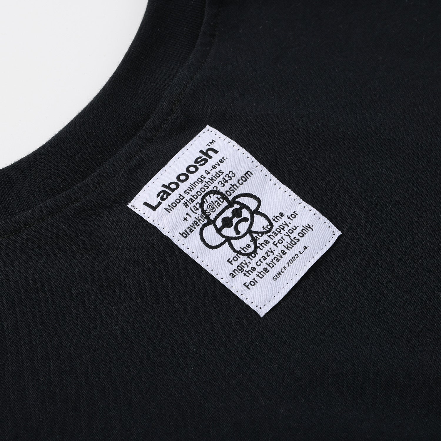 تي شيرت "شقي".