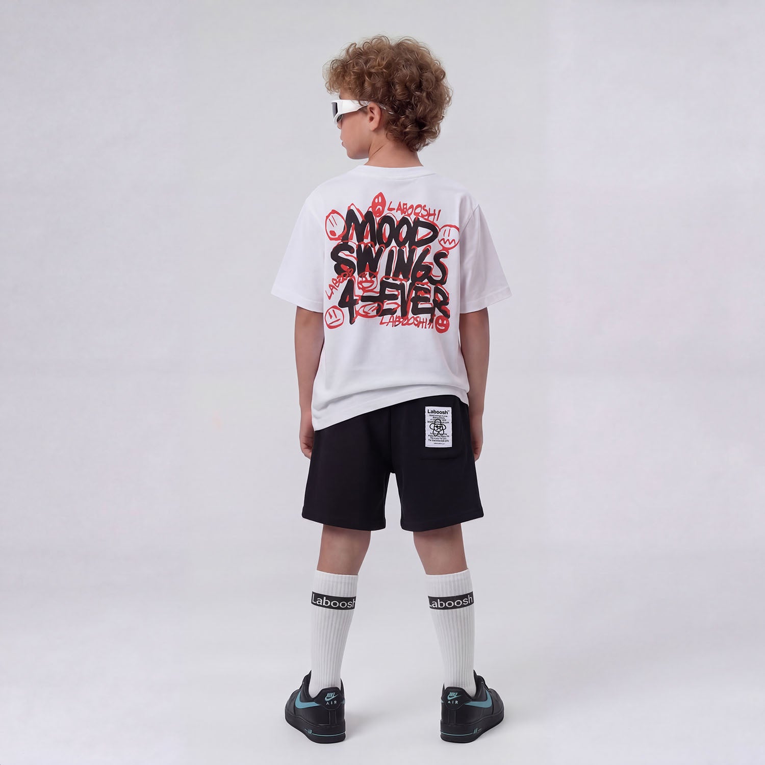 "MOODS SWINGS 4-EVER" T-SHIRT