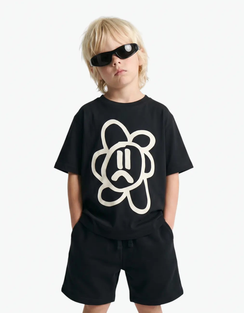 "MOODY" Tee, Black